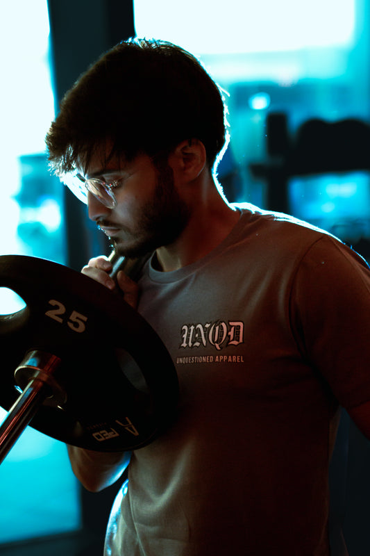 SKY BLUE UNQD ESSENTIAL [T-SHIRT]